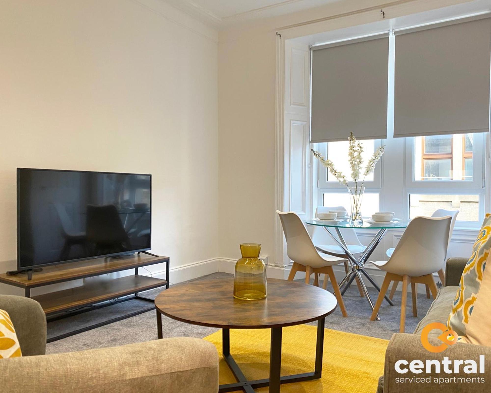 Central Serviced Apartments - Cosy 1 Bedroom - Modern - Close To Transport Links - Quiet Neighbourhood - Fast Wifi - Fully Equipped - Smart Tvs In All Rooms - Monthly Stays Welcome - Free Street Parking - Ideal Relocation To Dundee Accommodation المظهر الخارجي الصورة