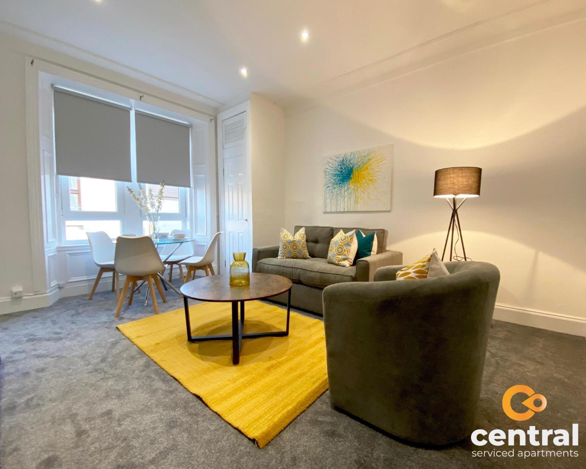 Central Serviced Apartments - Cosy 1 Bedroom - Modern - Close To Transport Links - Quiet Neighbourhood - Fast Wifi - Fully Equipped - Smart Tvs In All Rooms - Monthly Stays Welcome - Free Street Parking - Ideal Relocation To Dundee Accommodation المظهر الخارجي الصورة
